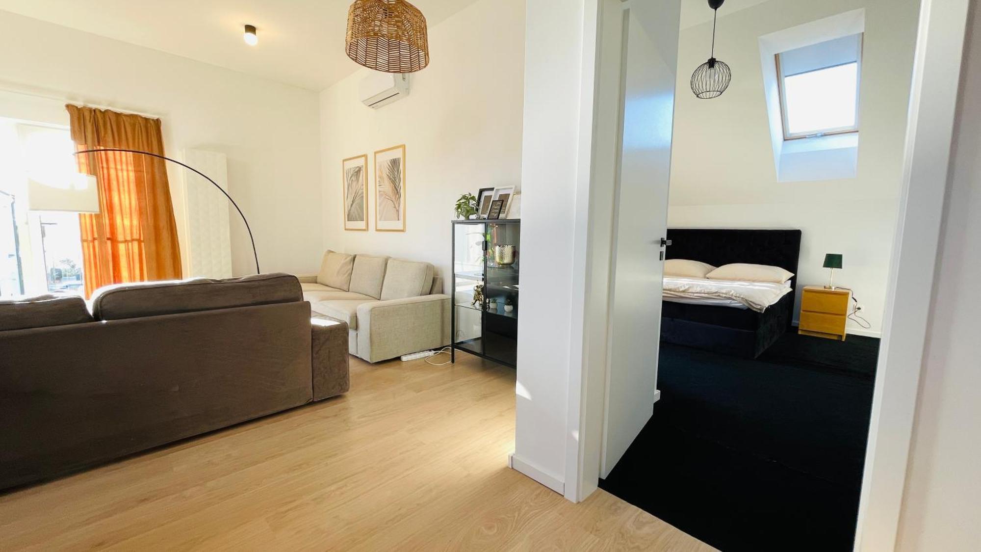 House Flow, 3 Room, Free 2 Parking Bratislava Exterior foto