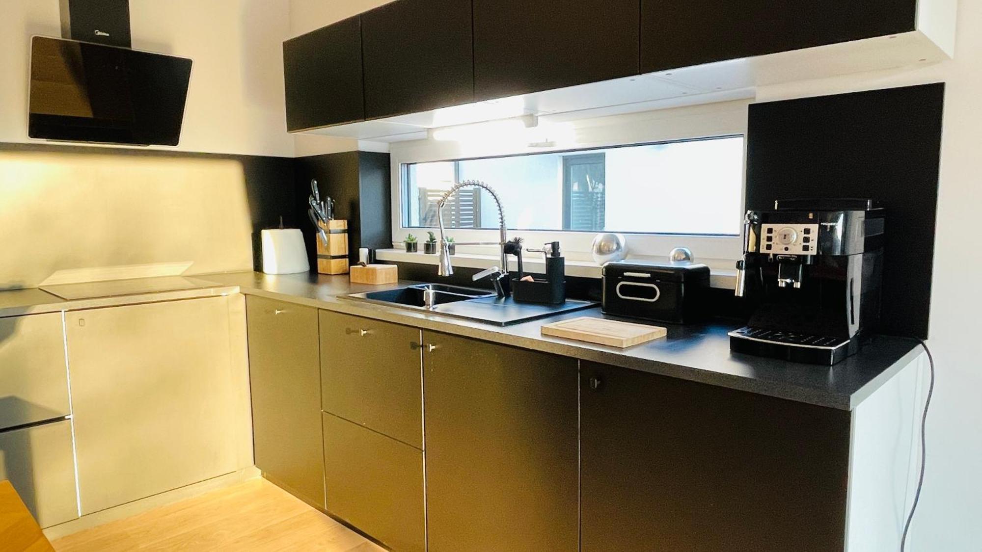 House Flow, 3 Room, Free 2 Parking Bratislava Exterior foto
